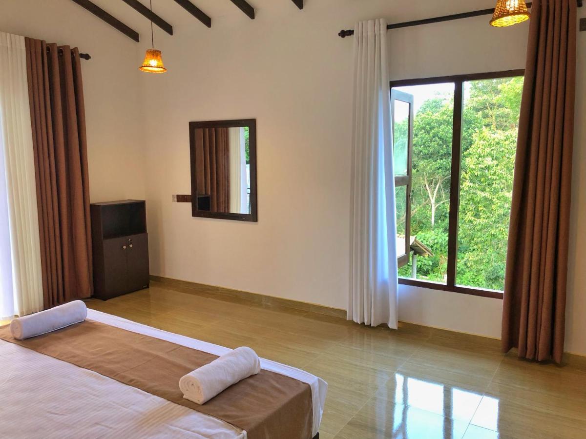 Finch Tangalle Exterior photo