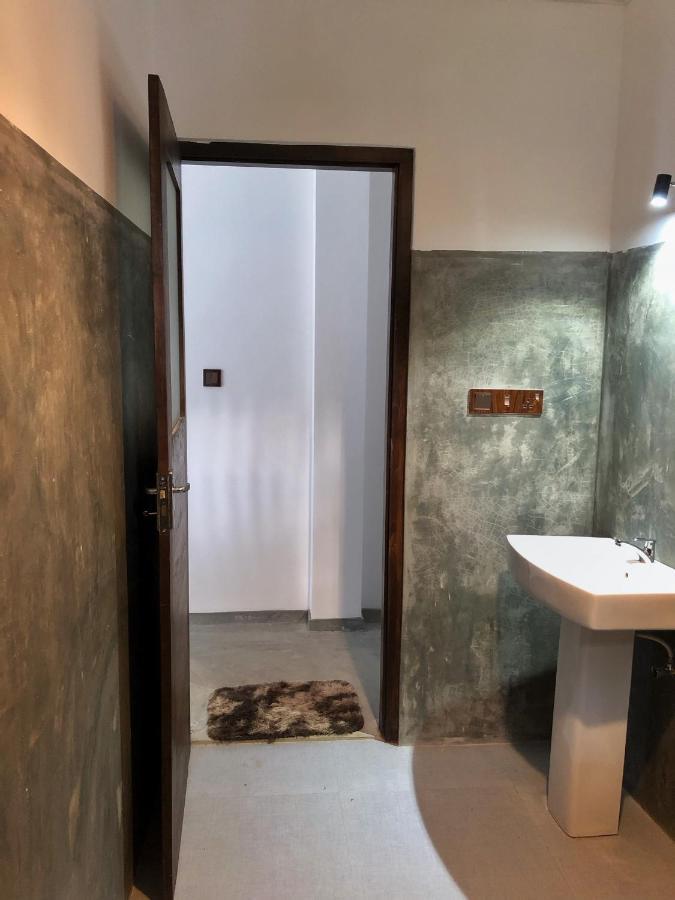 Finch Tangalle Exterior photo
