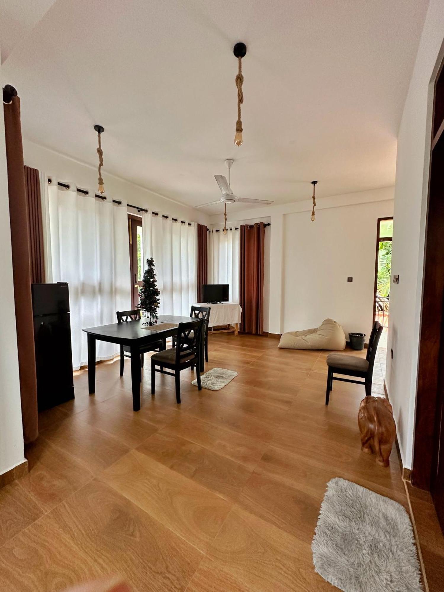 Finch Tangalle Exterior photo